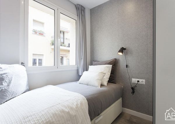 Bright, two-bedroom apartment in Barceloneta, by the beach