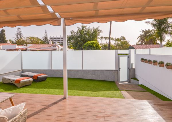Cozy 3 bedroom bungalow with terrace and garden in Playa del Inglés