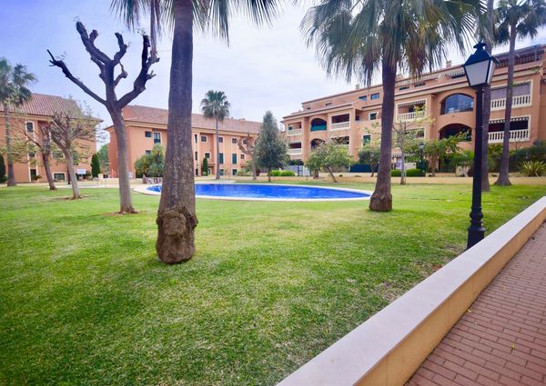 Ground floor modern apartment to let for winter in Javea Port