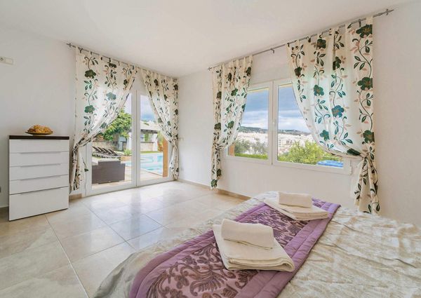 Luxury villa to rent for winter in Javea