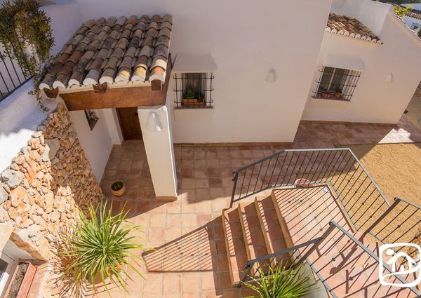 Rent villa EL OLIVO