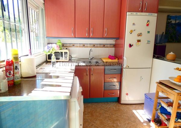 Flat for rent in La Carihuela