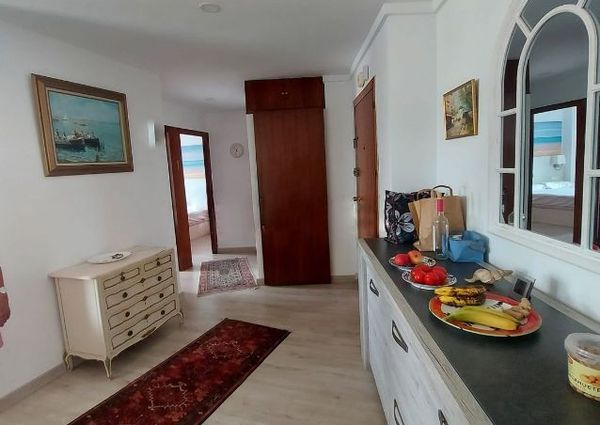 Two bedroom sea view apartment in Paguera to rent