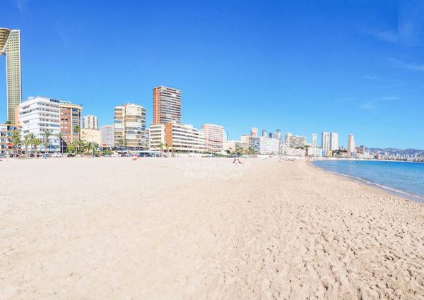 Apartment with 3 bedrooms in Sunset Drive Benidorm