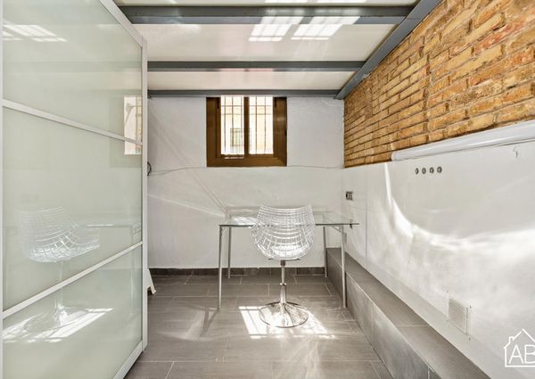 Trendy Studio Apartment in Barceloneta, steps from the Beach