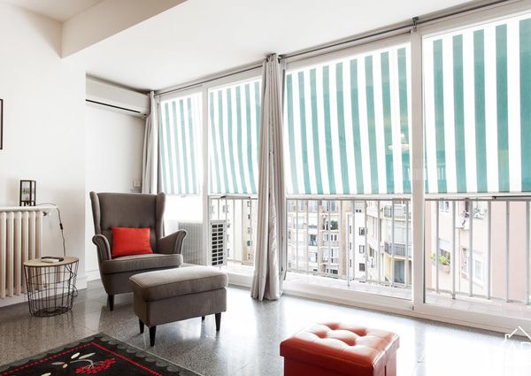 Bright, two-bedroom apartment in the picturesque neighborhood of Eixample