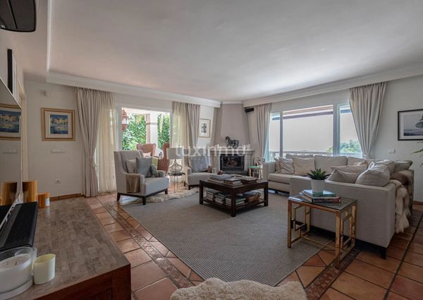 Long term rental villa with sea views in Altea Hills