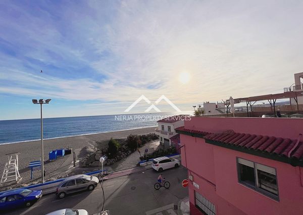 (NPSL2118) Penthouse for Long Term Rental in Caleta de Vélez