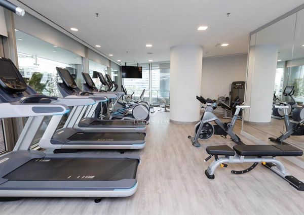 Luxury 2-bedroom executive panorama suite with views for rent in Diagonal Mar, Barcelona