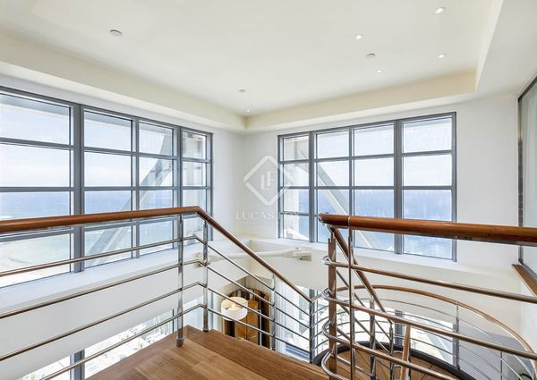 Modern duplex penthouse for rent in Vila Olímpica, Barcelona