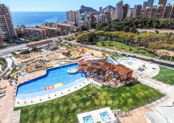 Apartment with 2 bedrooms in Sunset Drive Benidorm