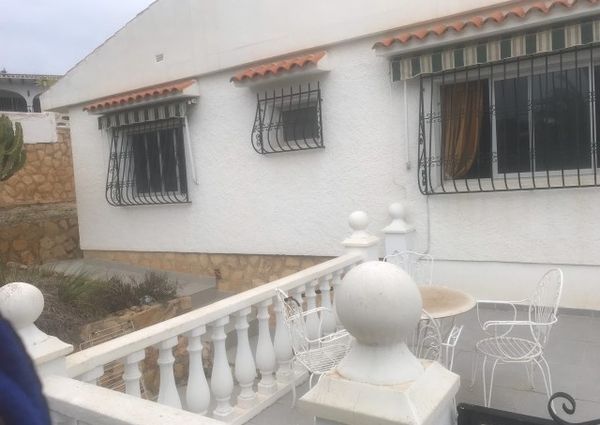 Detached Villa For Long Term Rental in Alfaz Del Pi