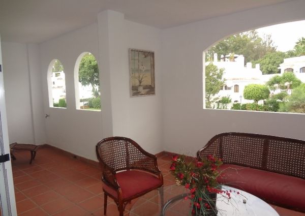 709591 - Apartment For rent in Elviria Playa, Marbella, Málaga, Spain
