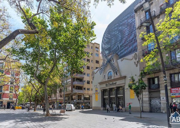 Cosy 1 Bedroom Apartment in Modernist Building