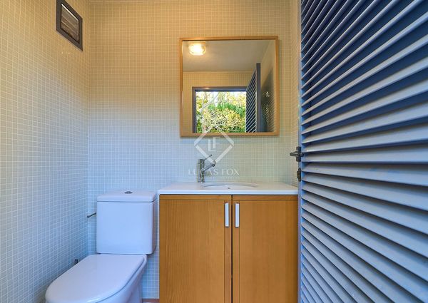 Excellent 5-bedroom house for rent in Godella / Rocafort, Valencia