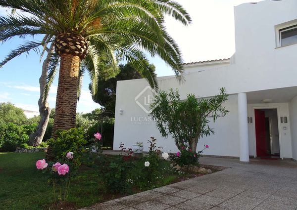 Fantastic villa for holiday rental next to Son Xoriguer beach