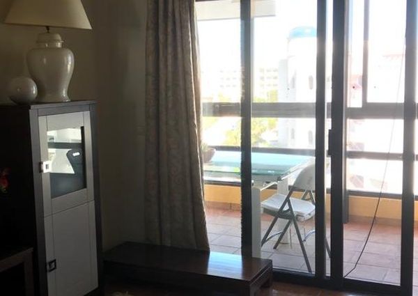 1 bed apt with sea-views for rent