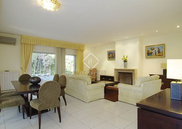 Large house for rent in La Pineda near the beach and international schools