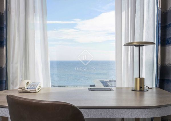 Luxury 2-bedroom executive panorama suite with views for rent in Diagonal Mar, Barcelona