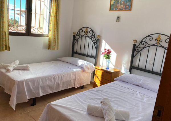 Se alquila de forma vacacional Chalet en Moraira