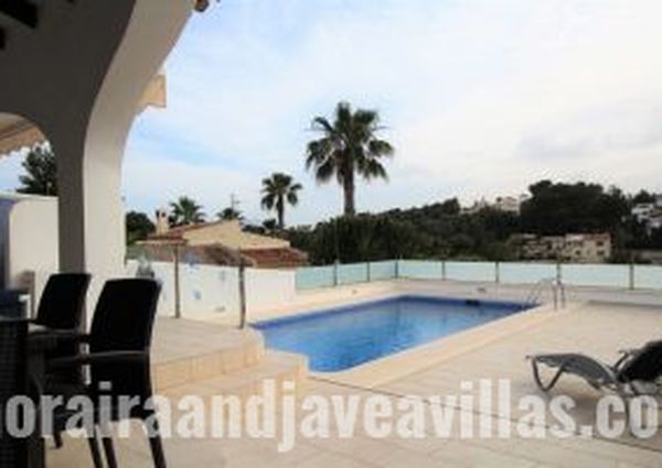 WINTER RENTAL – 3 BED VILLA MORAIRA