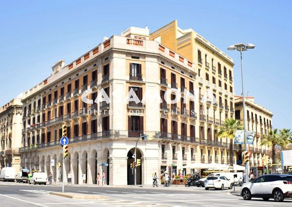 Stylish Apartment in Barceloneta with Views of Port Vell (PALAU)