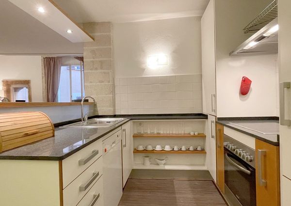 Furnished one bedroom penthouse with lift in Jaime III area, Palma