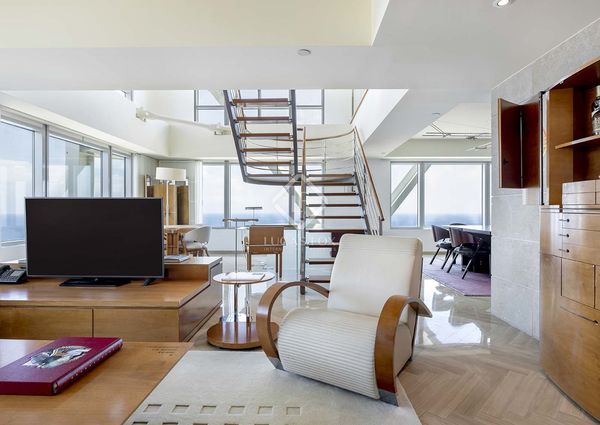 Modern duplex penthouse for rent in Vila Olímpica, Barcelona