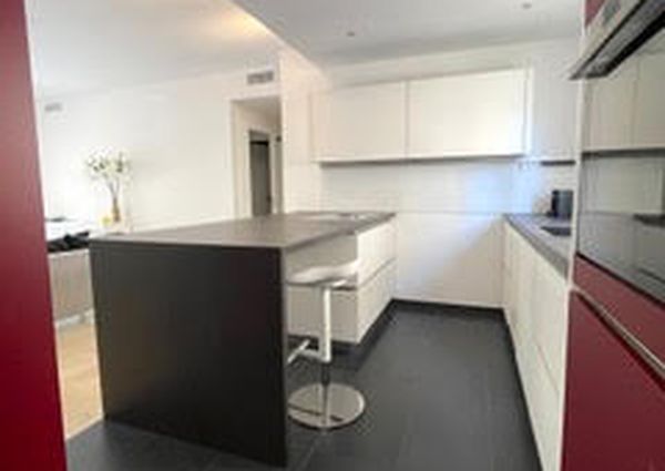 Two bedroom Groundfloor Apartment with nice terrace in nova santa ponsa for rent