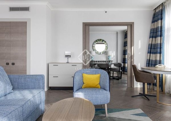 Luxury 2-bedroom executive panorama suite with views for rent in Diagonal Mar, Barcelona