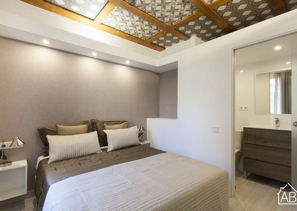 Fully renovated apartment just steps from the Barceloneta beach