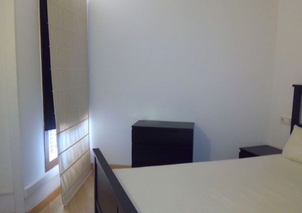Sea view apartment in Bonanova for rent
