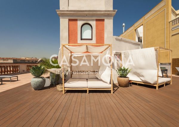 Luxurious 2 Bedroom Aparment with a View over Port Vell