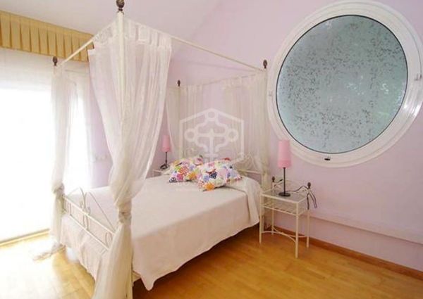 Family house near the beach in Castelldefels