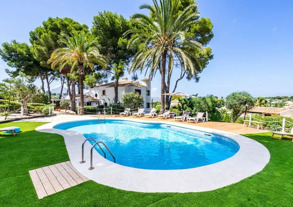 Villa for rent in Javea