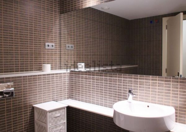 Luxury apartment with gym, sauna and pool right next to Portal del Angel