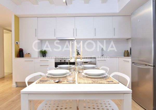 Modern 1 Double Bedroom Apartment in Barceloneta with all Bills Included