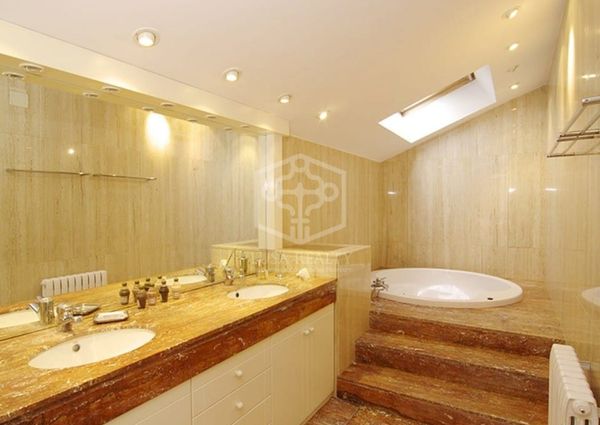 Family house near the beach in Castelldefels