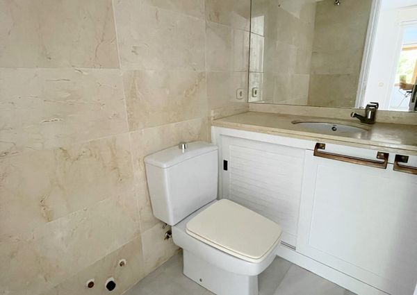 Penthouse with sea views in nova santa ponsa to rent