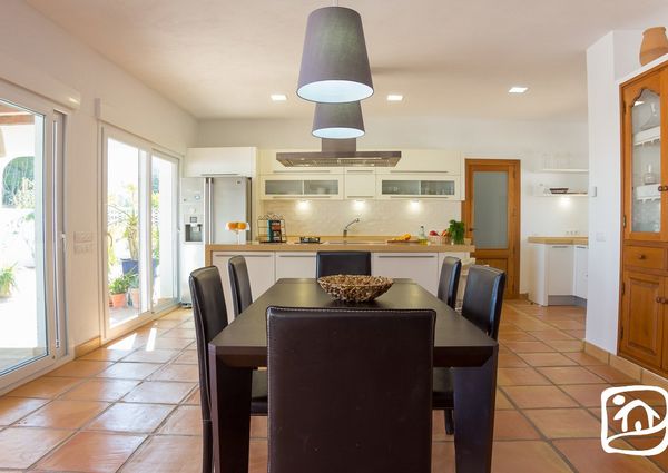 Rent villa EL OLIVO