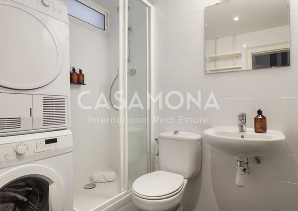 Beautiful and Modern 2 Bedroom Apartment in the Heart of Barcelona