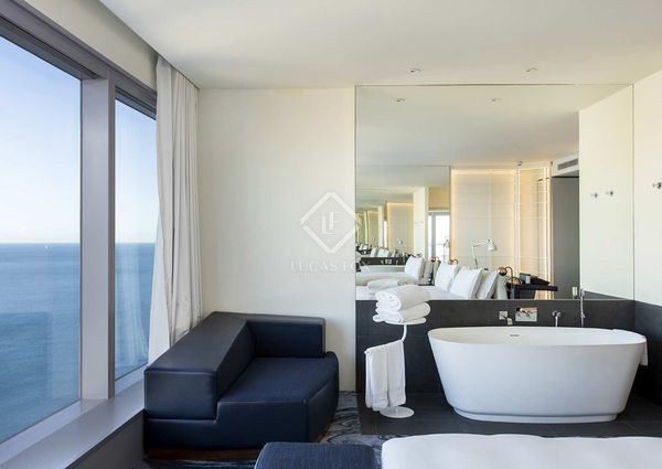 Amazing suite with private terrace, parking and sea views for rent in Barceloneta, Barcelona