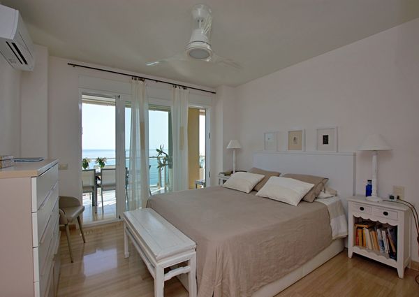 Frontline apartment