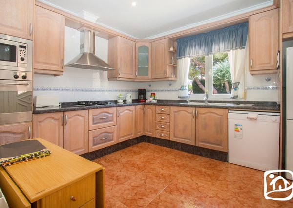 Rent villa GEMA