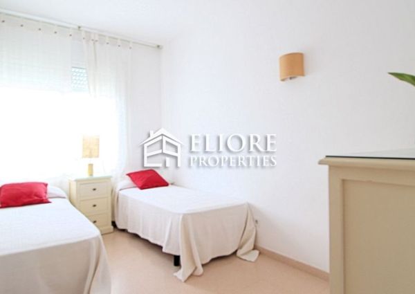 Duplex with 2 terraces and sea views in Diagonal Mar