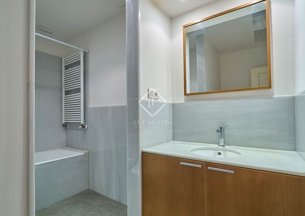 Excellent 5-bedroom house for rent in Godella / Rocafort, Valencia