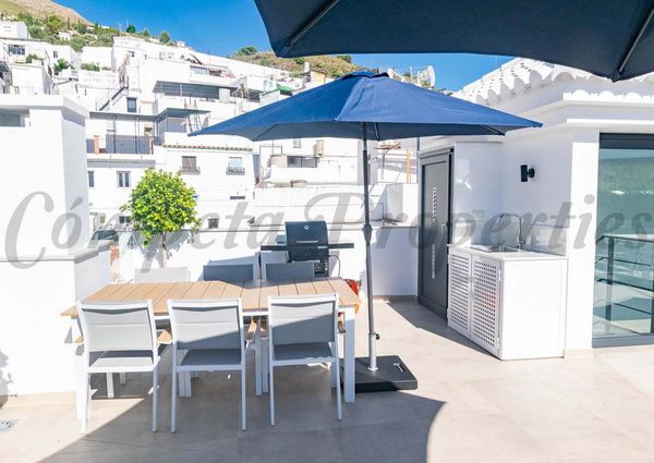 Apartment in Cómpeta, Inland Andalucia in the mountains