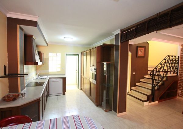 Duplex for Rent  in Sonnenland