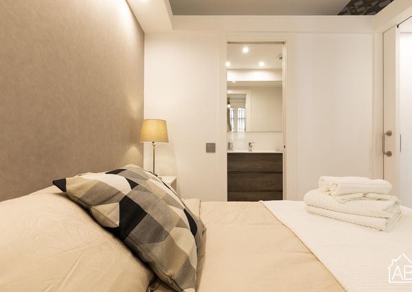 Modern One-Bedroom Beachside Apartment in Barceloneta
