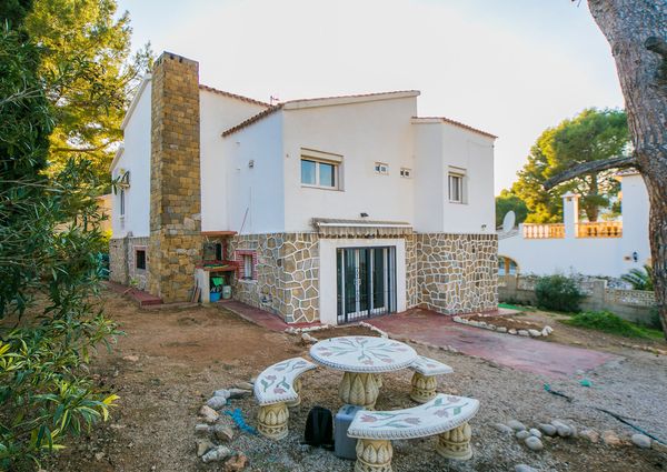 Multi-Family Home in Calpe, Alicante 03710, Spain